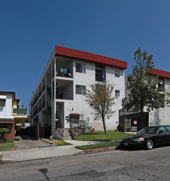 1167 Justin Ave. #4 in Glendale, CA - Foto de edificio