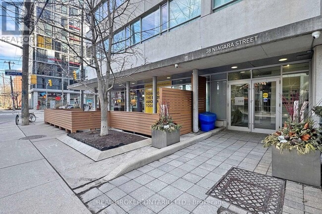 38 Niagara St in Toronto, ON - Building Photo - Building Photo
