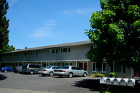 2nd Street Townhomes in Vancouver, WA - Building Photo - Building Photo