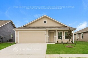 7205 Lazy Creek Rd in Saginaw, TX - Building Photo