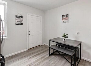 4920 Wise Ave in St. Louis, MO - Building Photo - Building Photo