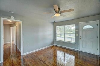 5325 NW Euclid Ave in Lawton, OK - Building Photo - Building Photo