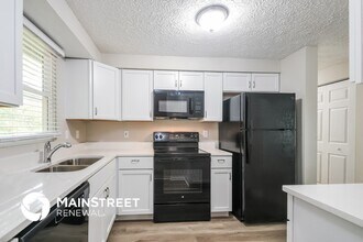 4441 Dunsany Ct in Indianapolis, IN - Foto de edificio - Building Photo