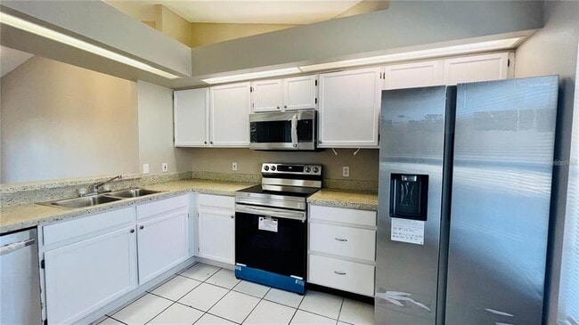 14772 Laguna Beach Cir in Orlando, FL - Building Photo - Building Photo