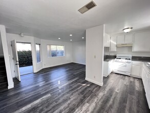 259 N Chester Ave, Unit 3 in Pasadena, CA - Building Photo - Building Photo