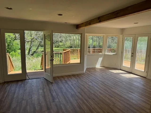 4126 Ginnett Rd in Anacortes, WA - Building Photo - Building Photo