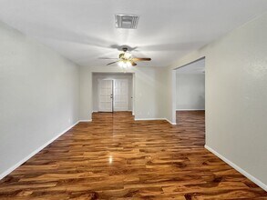 1201 N Erwin St in Ridgecrest, CA - Building Photo - Building Photo