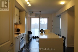 1080-1080 Bay St. in Toronto, ON - Building Photo - Building Photo