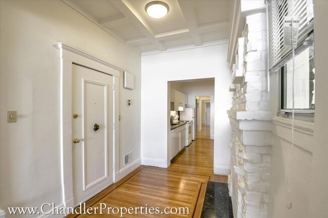 2429 Vallejo Street Apartments
