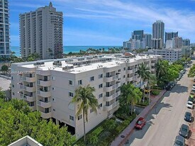 6801 Harding Ave in Miami Beach, FL - Building Photo