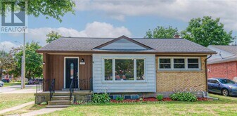 169 Bruce St in Kitchener, ON - Building Photo