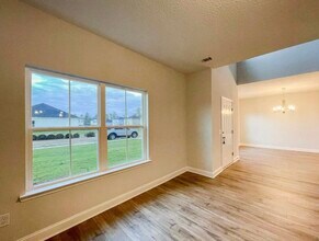 945 Grayson Ave in Hinesville, GA - Building Photo - Building Photo