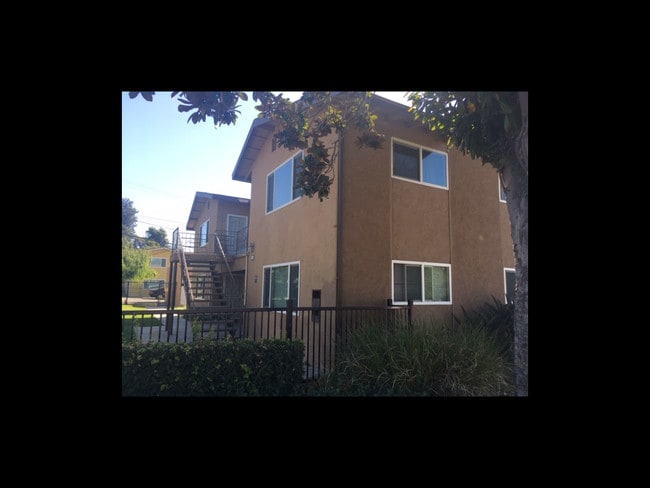 9453 S Mills Ave, Unit #Mills in Montclair, CA - Building Photo - Building Photo
