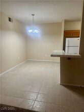 1830 N Buffalo Dr in Las Vegas, NV - Building Photo - Building Photo