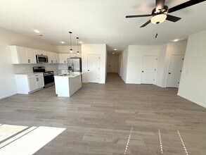 9617 N Colrain Ave in Kansas City, MO - Building Photo - Building Photo