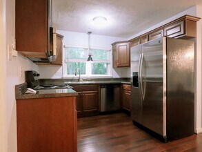13701 Arrowood Ct in Midlothian, VA - Building Photo - Building Photo