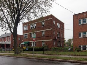 Grant Street Apartment Homes in Washington, DC - Building Photo - Building Photo