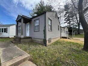 3500 San Jose Ln in St. Ann, MO - Building Photo - Building Photo