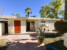 44651 San Pascual Ave, Unit Unit 2 in Palm Desert, CA - Building Photo