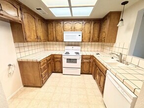 3072 Colony Park Dr in Merced, CA - Building Photo - Building Photo