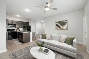 Ewing Heights in Nashville, TN - Building Photo