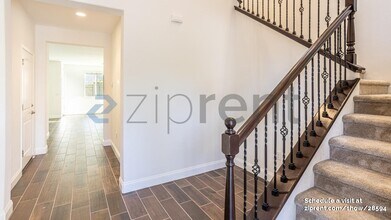 51 Angra Way in Gilroy, CA - Building Photo - Building Photo
