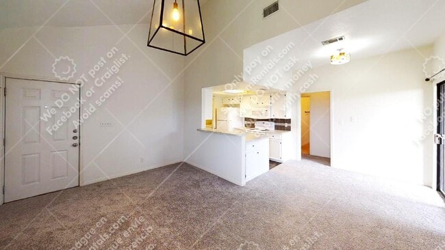 property at 1013 Chestnut St
