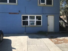 1201 22nd Ave S in St. Petersburg, FL - Building Photo