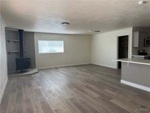 2128 Whitewater Dr in Bullhead City, AZ - Building Photo - Building Photo