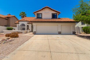 6121 E Saddleback St in Mesa, AZ - Building Photo