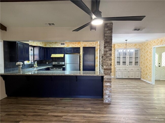 8 N 20th St in McAllen, TX - Building Photo - Building Photo