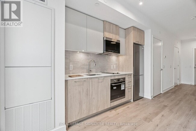 30 Dreamers Wy in Toronto, ON - Building Photo - Building Photo