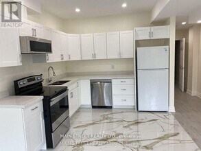 50 Sharonview Cres in East Gwillimbury, ON - Building Photo - Building Photo