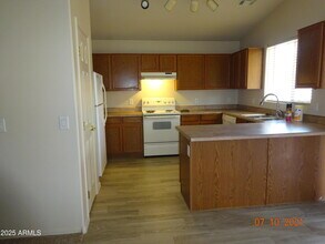 11213 W Chase Dr in Avondale, AZ - Building Photo - Building Photo