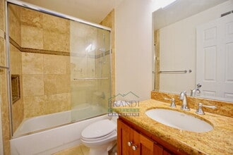 39 Forest Ln in San Rafael, CA - Building Photo - Building Photo