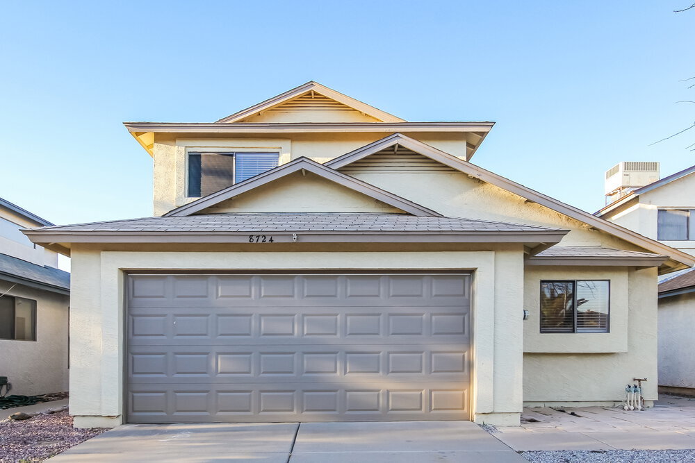 8724 W John Cabot Rd in Peoria, AZ - Building Photo