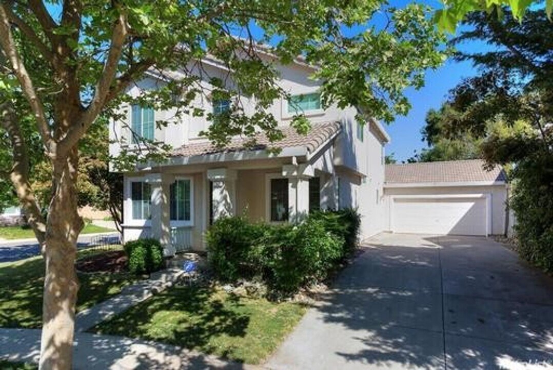 2821 Babson Dr in Elk Grove, CA - Building Photo