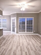 11606 Tomahawk Creek Pkwy in Leawood, KS - Building Photo - Building Photo
