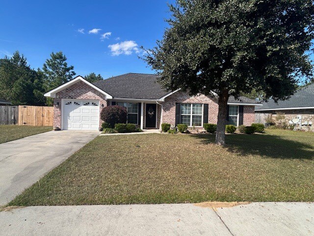 243 Augusta Way in Hinesville, GA - Building Photo