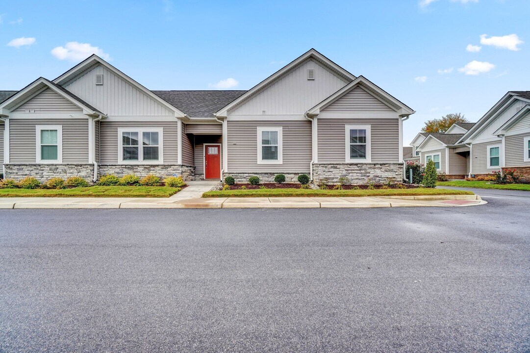 1005 Diamond Way in Suffolk, VA - Building Photo