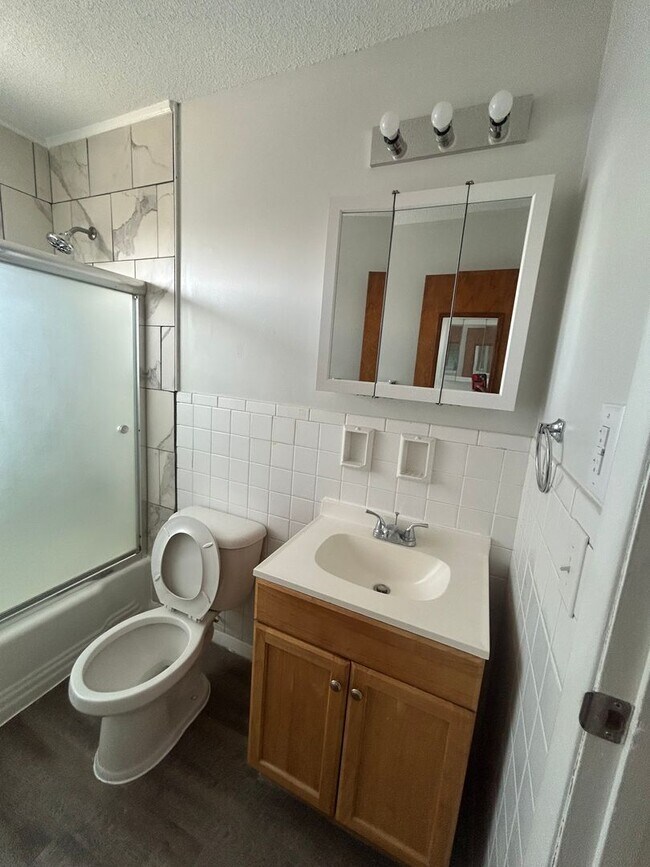 6101 W 25th St in Indianapolis, IN - Building Photo - Building Photo