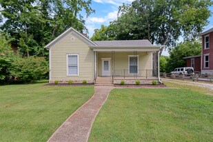 1357 Park St in Bowling Green, KY - Building Photo