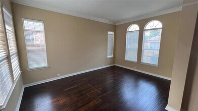 2205 Eagles Nest Dr in Euless, TX - Building Photo - Building Photo