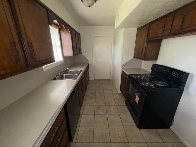property at 371 W Elm Mott Dr