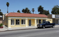 725 E Artesia Blvd in Long Beach, CA - Foto de edificio - Primary Photo