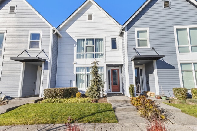 property at 7447 SE Chinquapin Dr