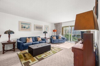 1111 S Ocean Blvd in Boca Raton, FL - Building Photo - Building Photo