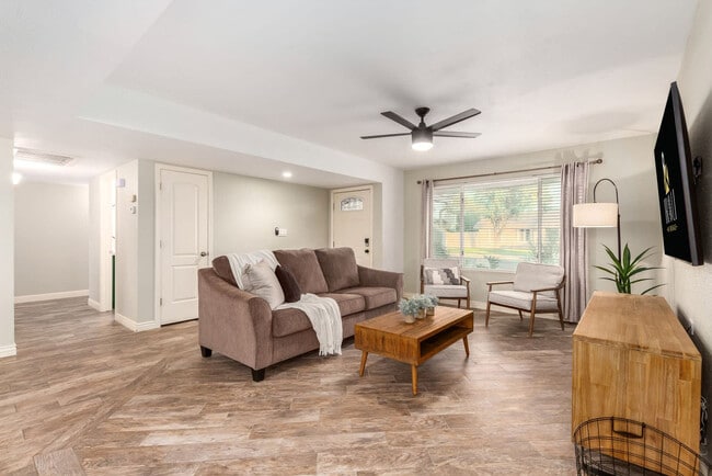 property at 2530 W Obispo Cir