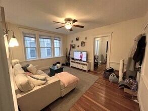 15 Ellery St, Unit 2 in Cambridge, MA - Building Photo - Building Photo