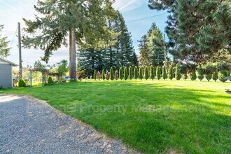18303 NW 41st Ave in Ridgefield, WA - Building Photo - Building Photo